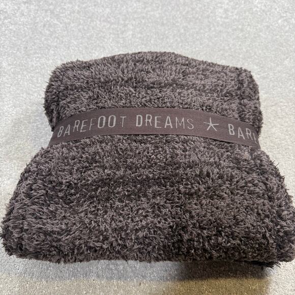 Barefoot Dreams NWT CozyChic Pom Pom Beanie Scarf Set Espresso Cocoa Dark Brown - Picture 3 of 10